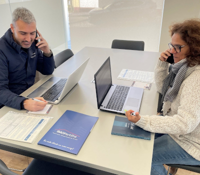 Contacte-nos